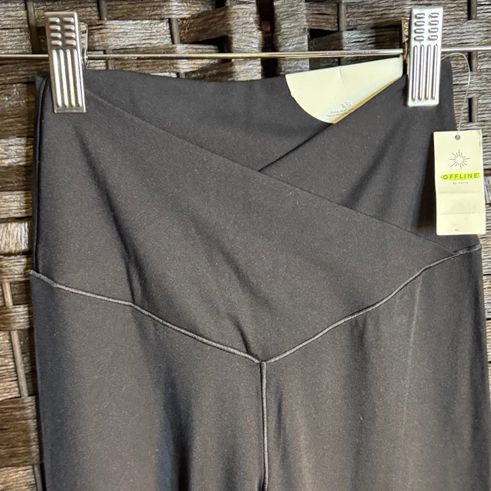 Women’s Aerie Offline High Rise Real Me Flare Leggings Black Size Small Long - Picture 6 of 7